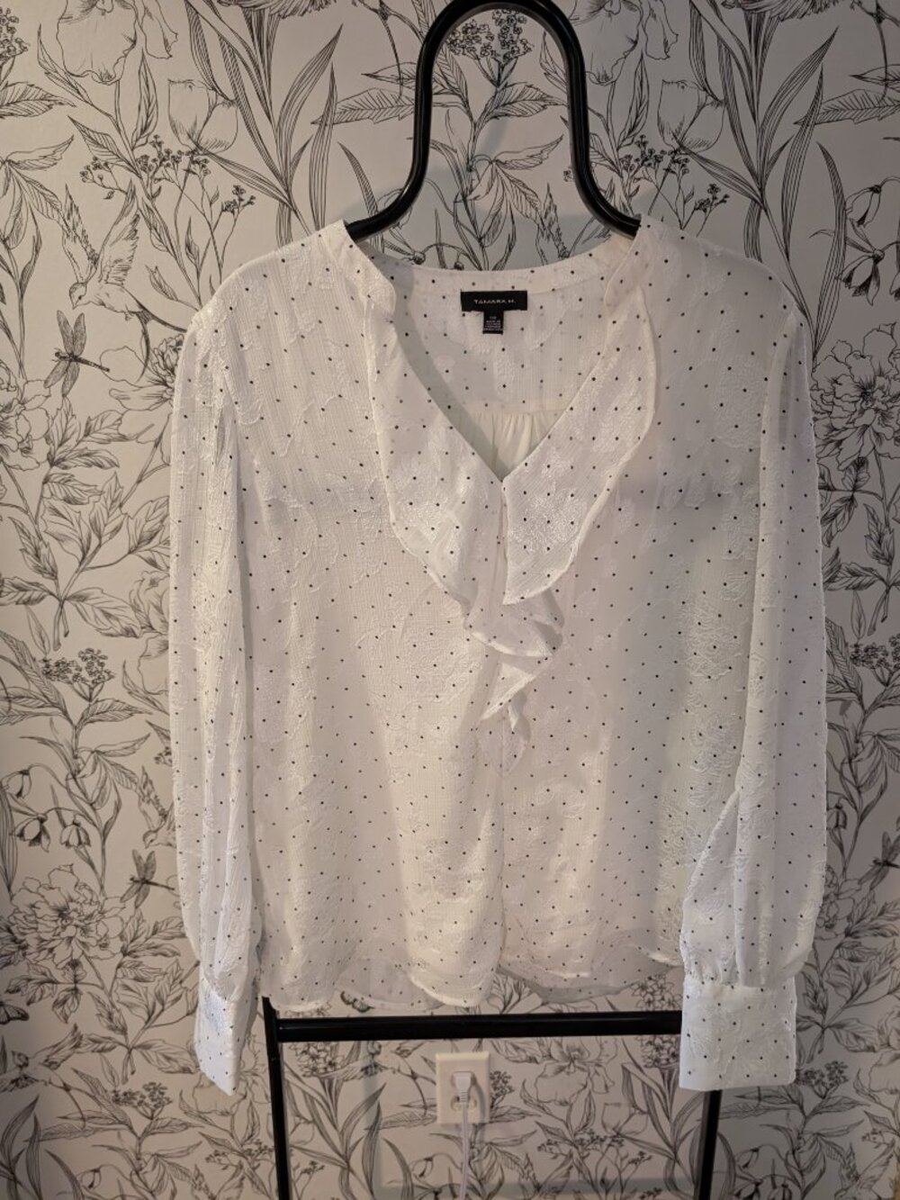 Tamara H White Swiss Dot Ruffle Blouse Size L Long Sleeve Feminine Top